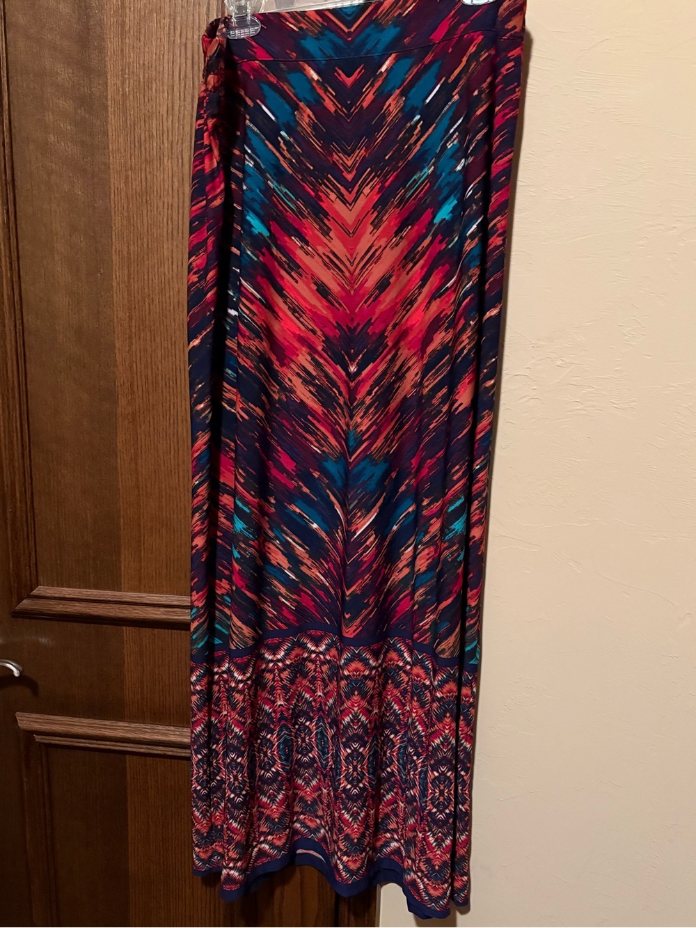 Cato-Multicolor Chevron Print Maxi Skirt - Vibrant Pink & Blue